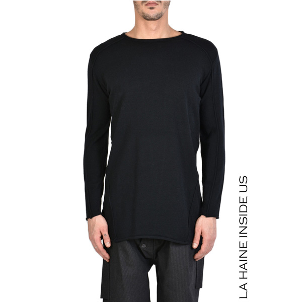 1-022 LONG SLEEVE BLACK SWEATER