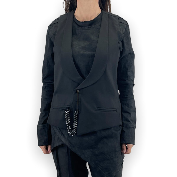 1-086 UNISEX BLACK VEST WITH SAFETY PIN